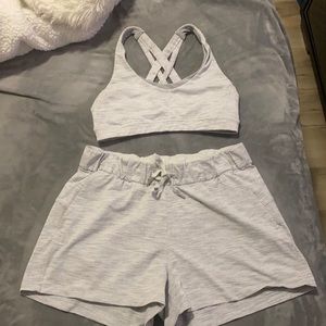 Lululemon workout outfit size 6/8 running yoga casual